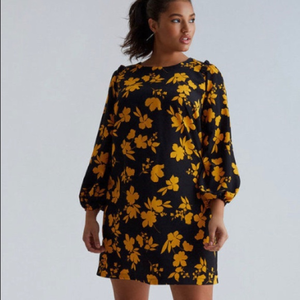 Floral shift dress
